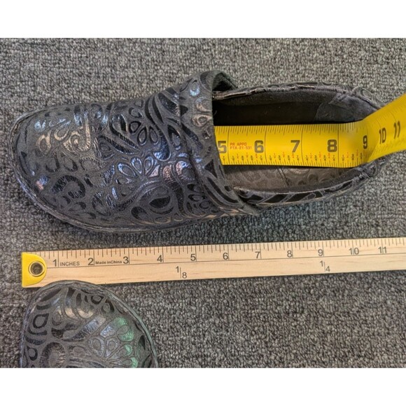 BOC BORN Concept Size 6 "Peggy" Women`s Black Leather Tooled Slip On Clogs Shoes - Picture 6 of 7